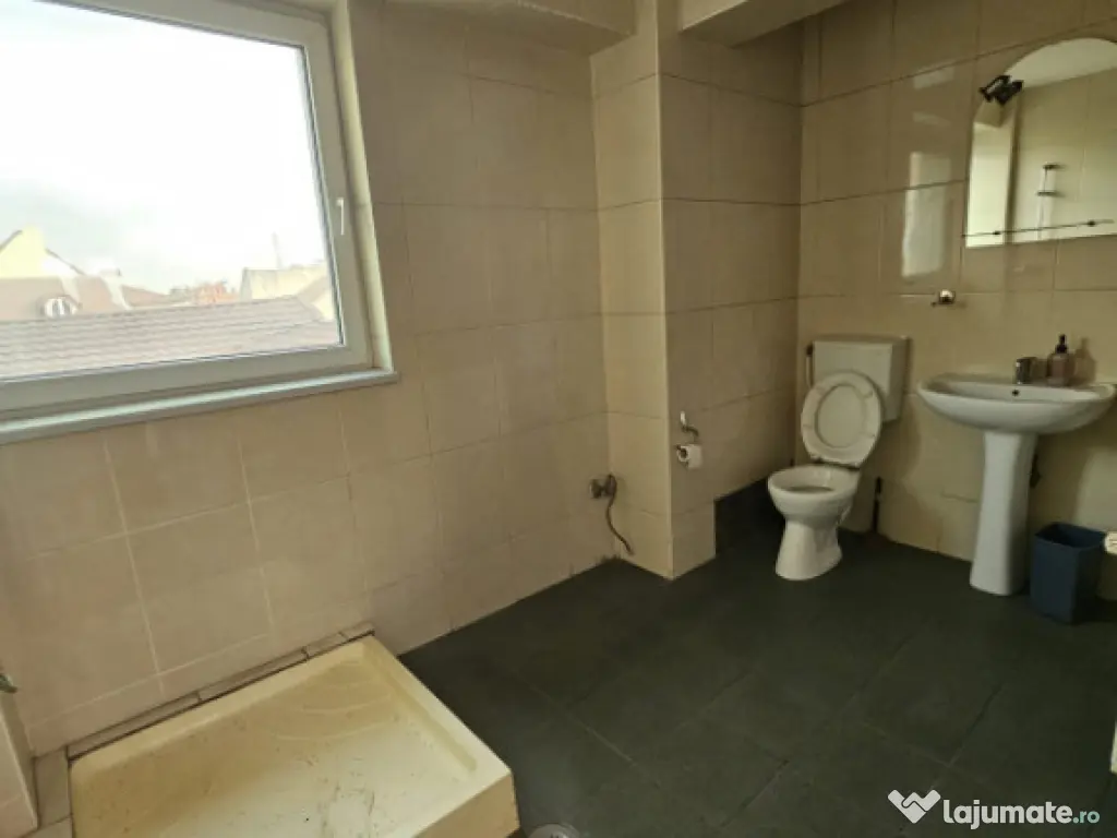 Oportunitate unica! Spatiu comercial, 495 mp utili, zona Cen