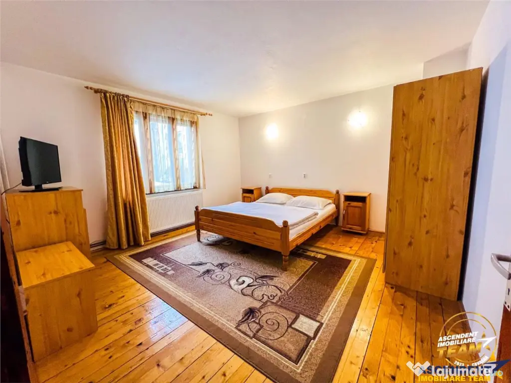 FILM! Moieciu de Jos, Bran, pensiune in conditii apreciabil 