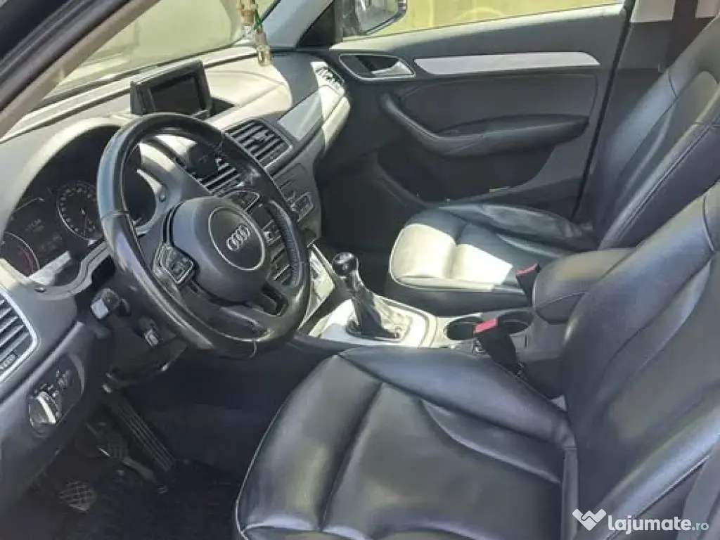 AUDI Q3 Interior piele Trapă panoramică Înmatriculat, unic proprietar în România