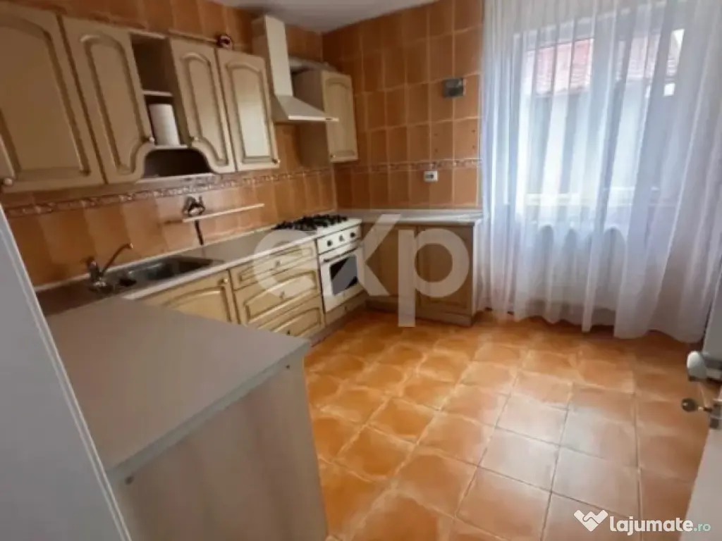 Casă individuală modernă de închiriat – zona Craiovei, 