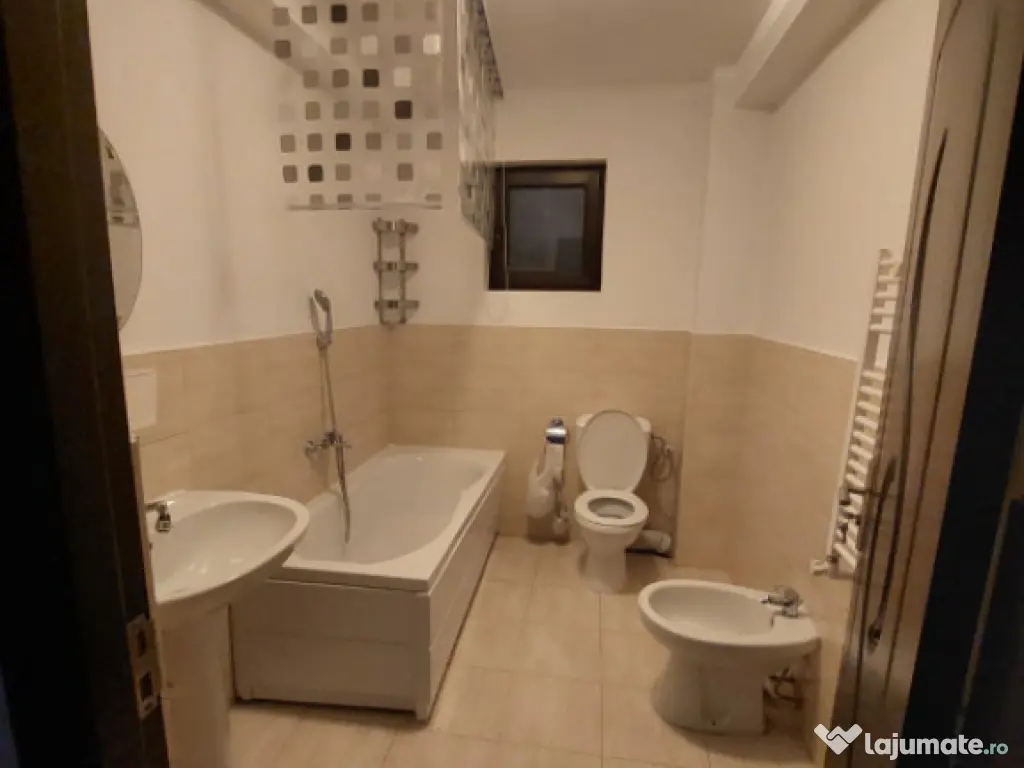 Casă de închiriat | 3 Dormitoare | Pet Friendly | Miroslav