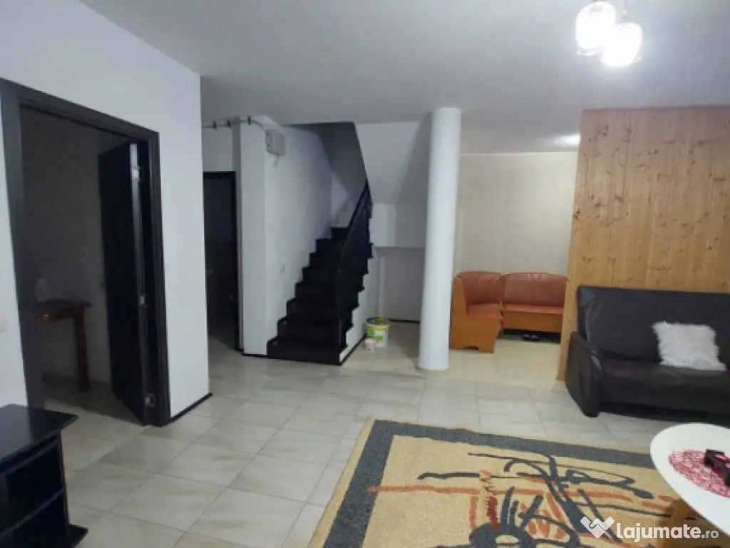 Casă de închiriat | 3 Dormitoare | Pet Friendly | Miroslav