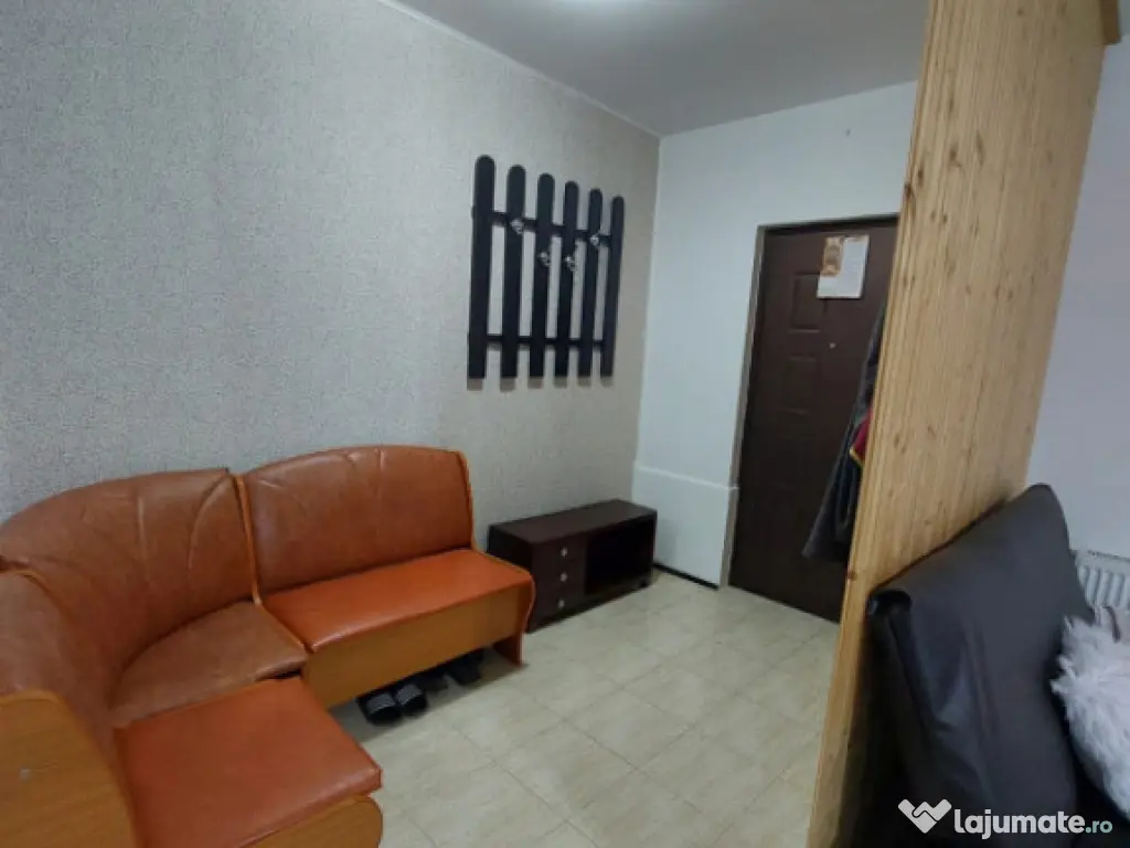 Casă de închiriat | 3 Dormitoare | Pet Friendly | Miroslav