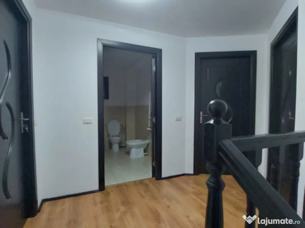 Casă de închiriat | 3 Dormitoare | Pet Friendly | Miroslav