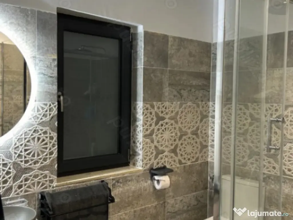 Vila noua ultrafinisata 4 camere, curte 300mp, Bragadiru