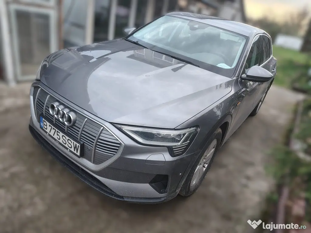 Audi E-tron 50 suv  Full electric -71 Kw