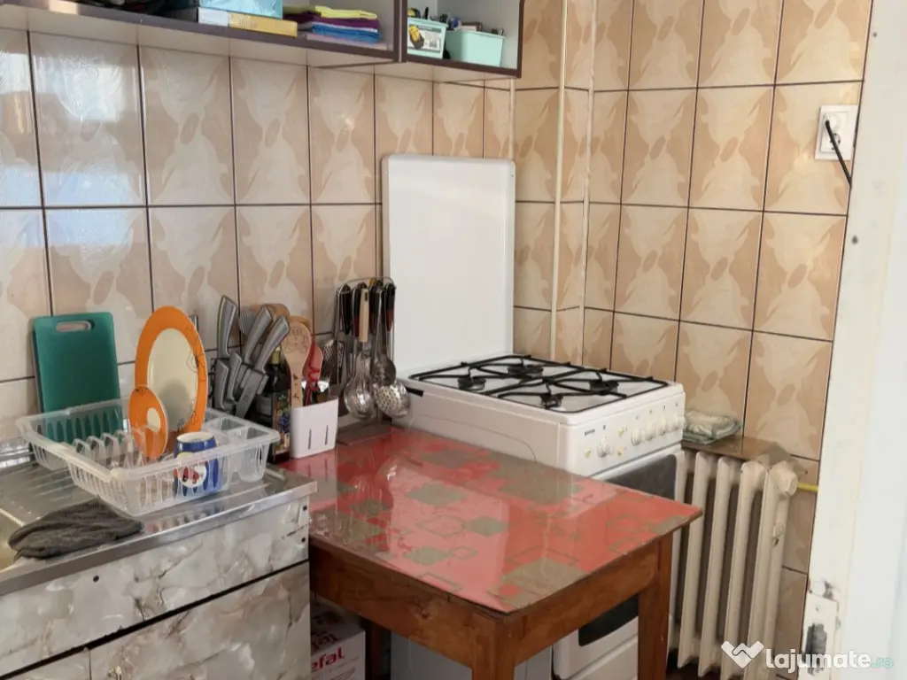 Închiriez garsonieră Exercițiu-Craiovei confort 1 33 mp 