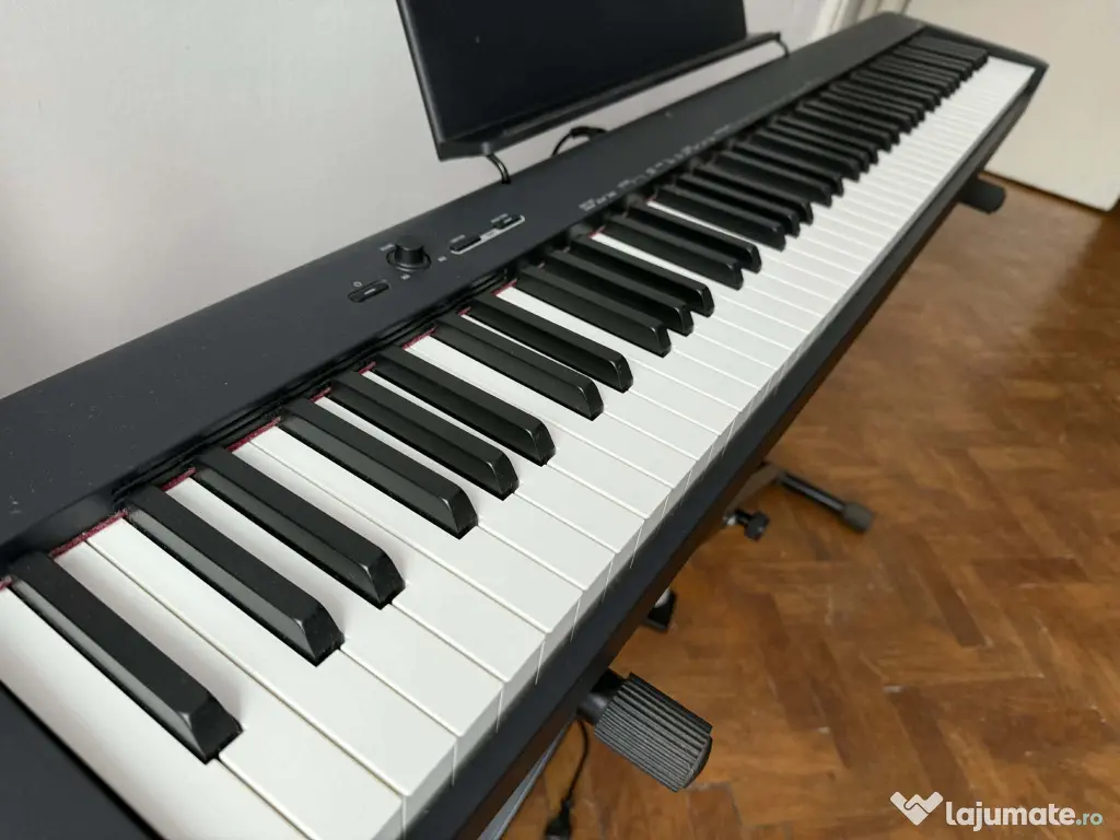 Vând pian digital Casio CDP-S100, în stare perfectă, folosit rar 