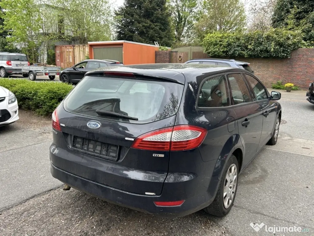 Ford Mondeo Turnier 