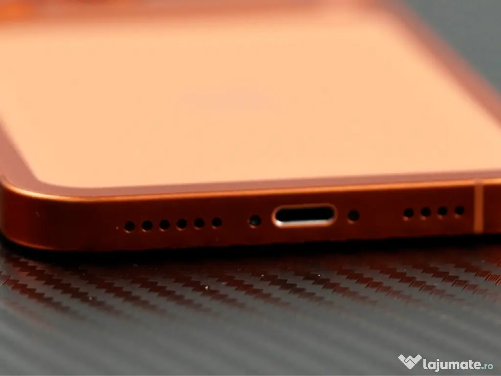 iPhone XR Unicat 64GB Unlocked BH 91%