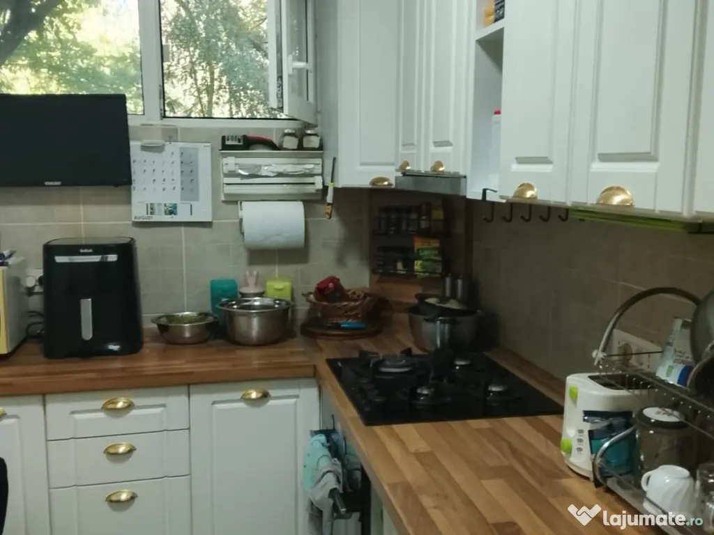 Apartament 3 camere – Pajura, Sector 1  - Aproape de metrou 