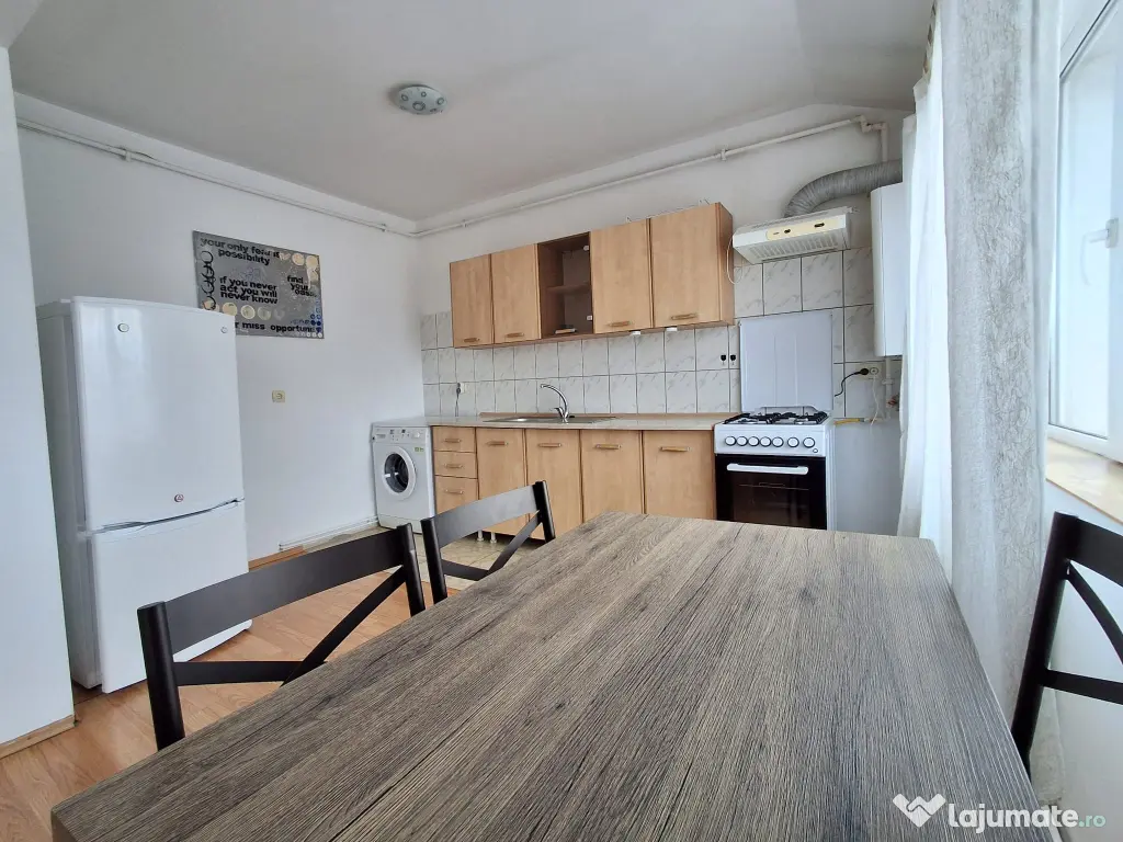 Inchiriez apartament 2 camere 