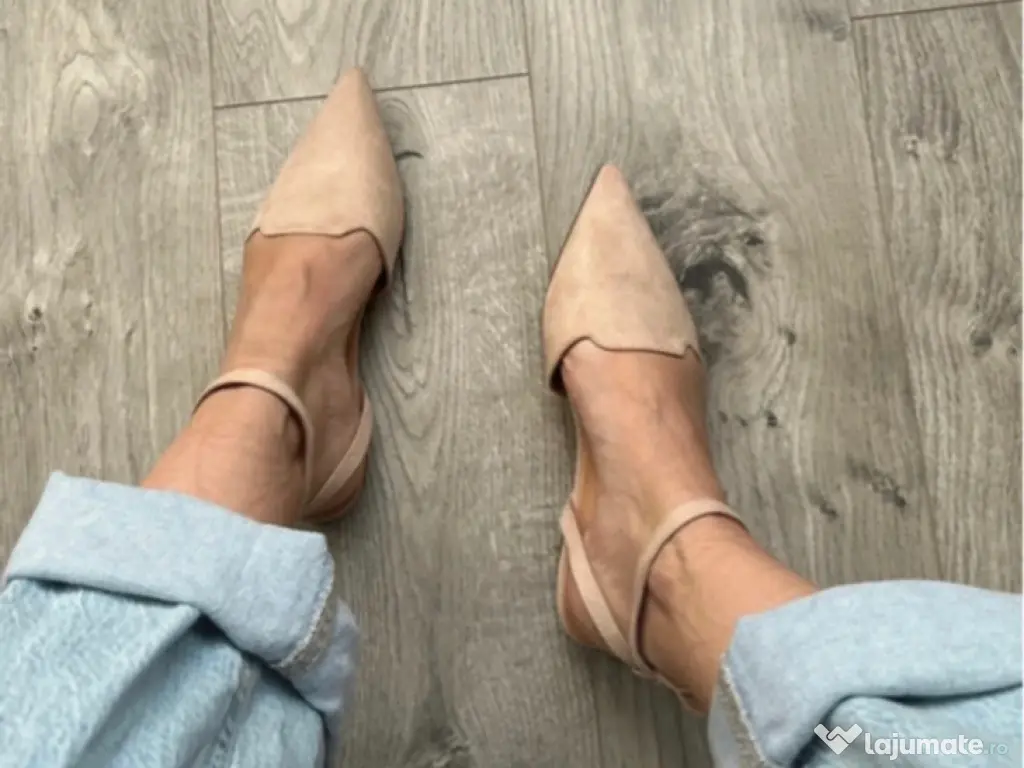 Balerini noi mărimea 38 și 39