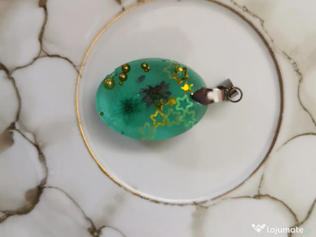 Set lantisor, pandantiv si cercei 