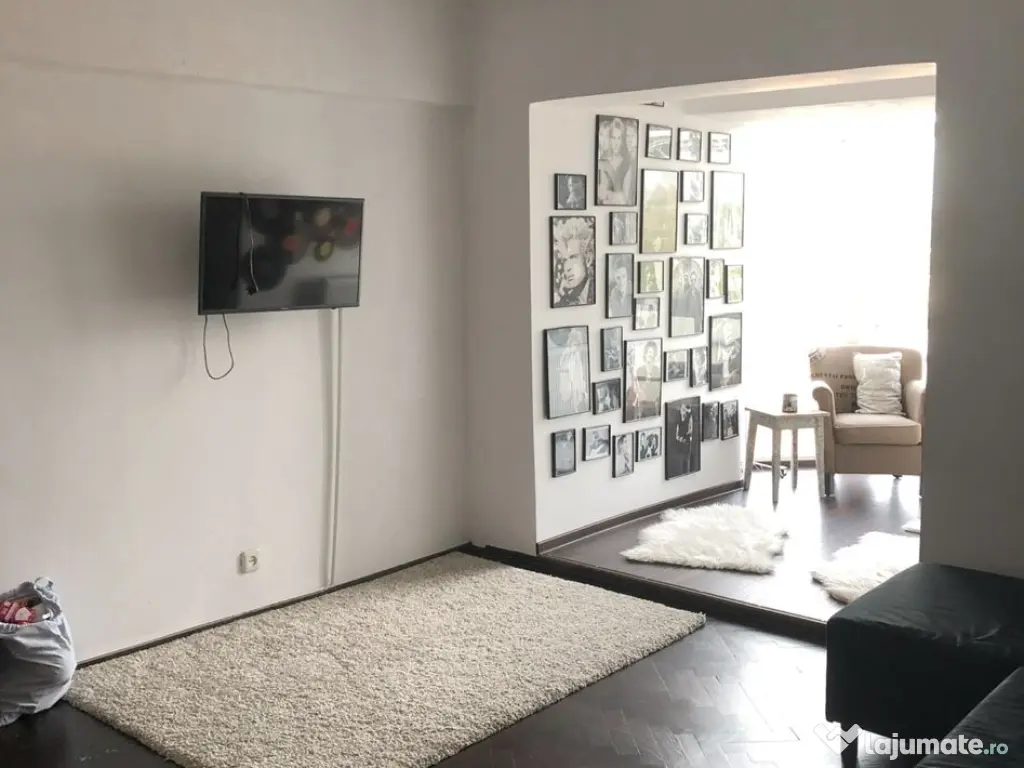 PROPRIETAR - Vand Apartament 3 Camere Ultracentral 