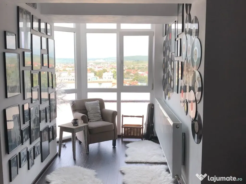 PROPRIETAR - Vand Apartament 3 Camere Ultracentral 