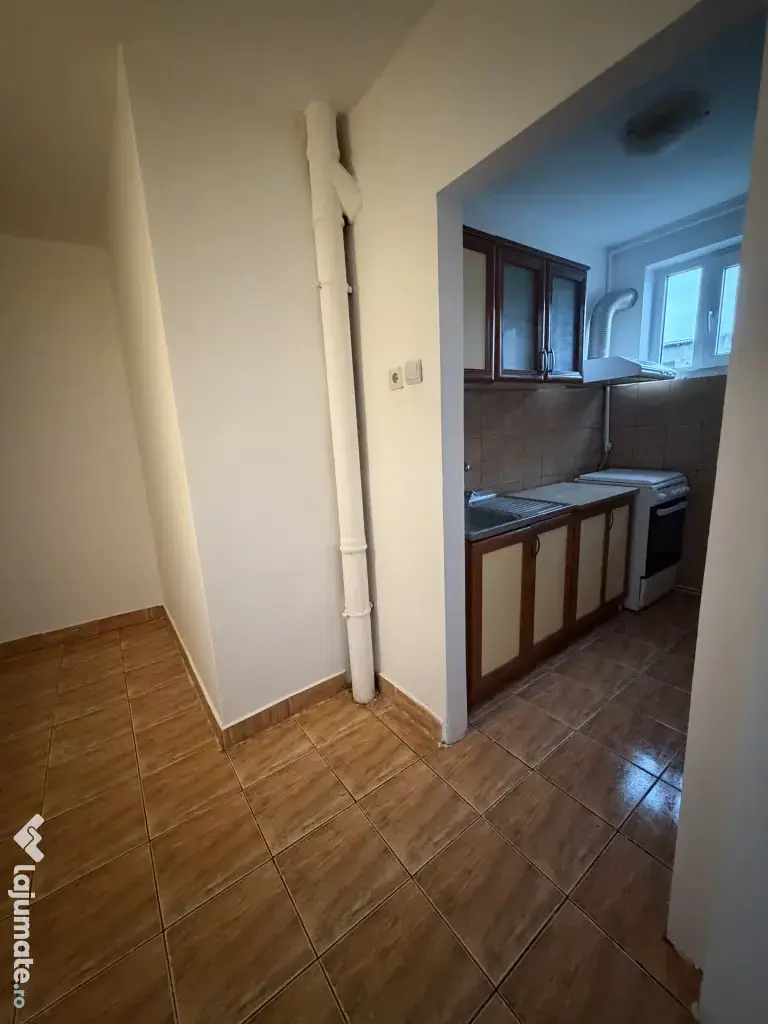 Vând apartament 2 camere 