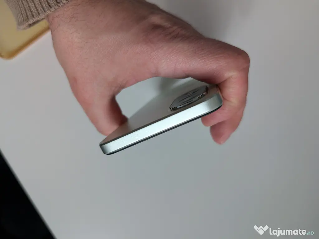 Oppo A38 128GB Impecabil, Cutie, Cablu USB, Folie de rezerva 