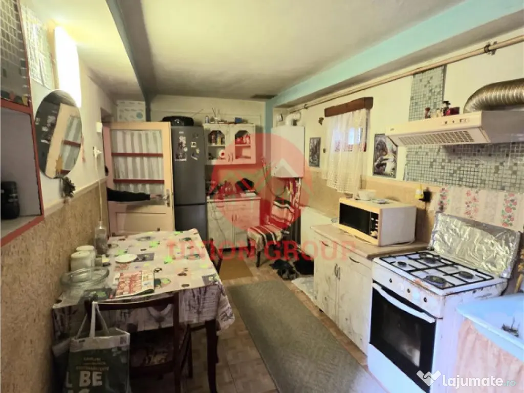 Casa 3 Camere Garsoniera in Vila, Zona Centrala