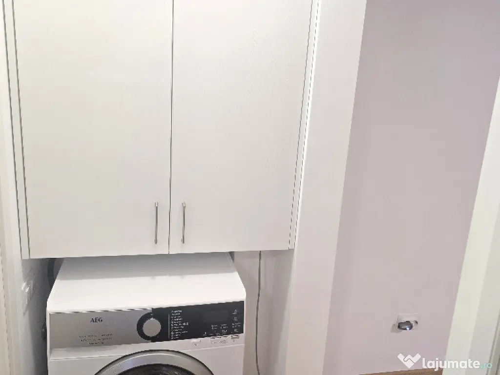 Vand apartament 2 camere, Deva, zona Maxa, etaj 1, mobilat, parcare 