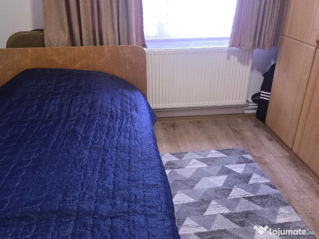 Vand apartament 2 camere, Deva, zona Maxa, etaj 1, mobilat, parcare 