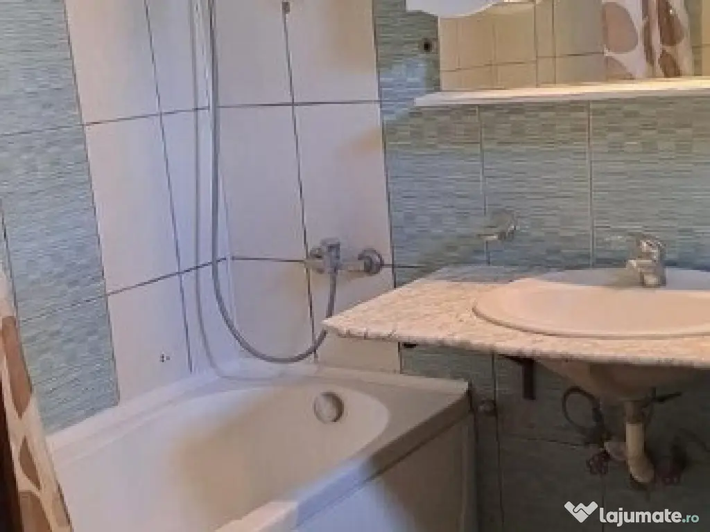 Agigea vila 8 camere de inchiriat, mobilata