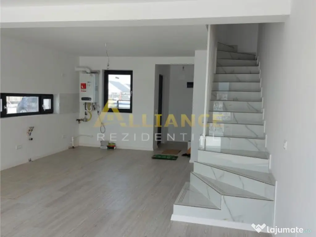 Casa la 4-5 km de metrou,bine amplasata,super pret . 