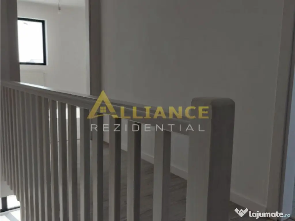 Casa la 4-5 km de metrou,bine amplasata,super pret . 