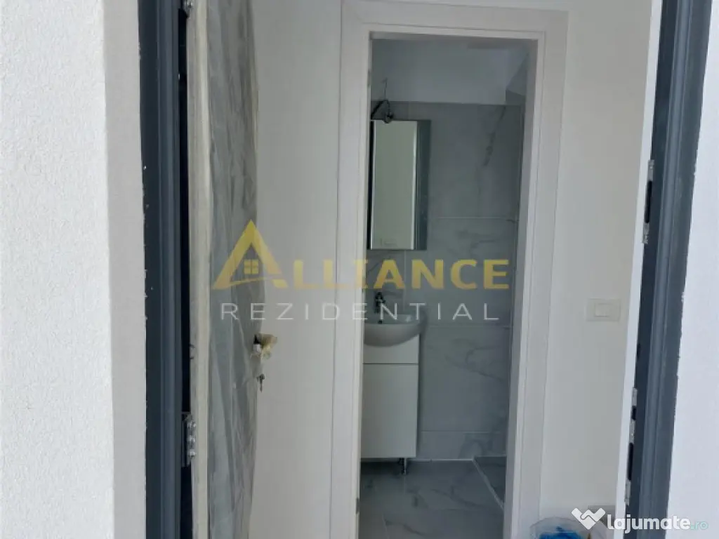 Casa la 4-5 km de metrou,bine amplasata,super pret . 