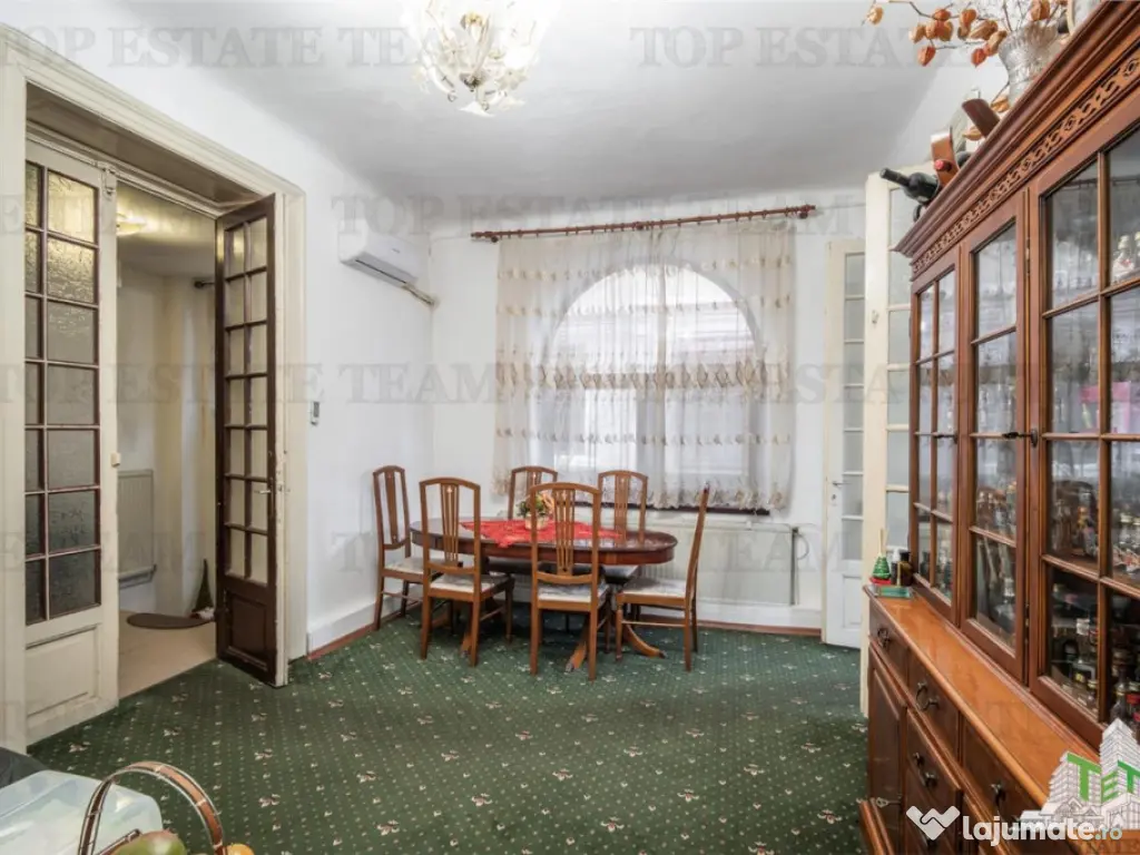 Vila de – Zona Victoriei | Pretabil birouri, clinica sau r 