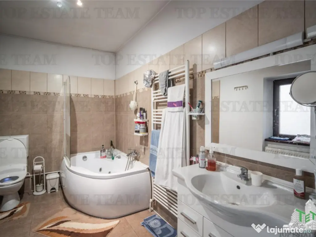 Vila de – Zona Victoriei | Pretabil birouri, clinica sau r 