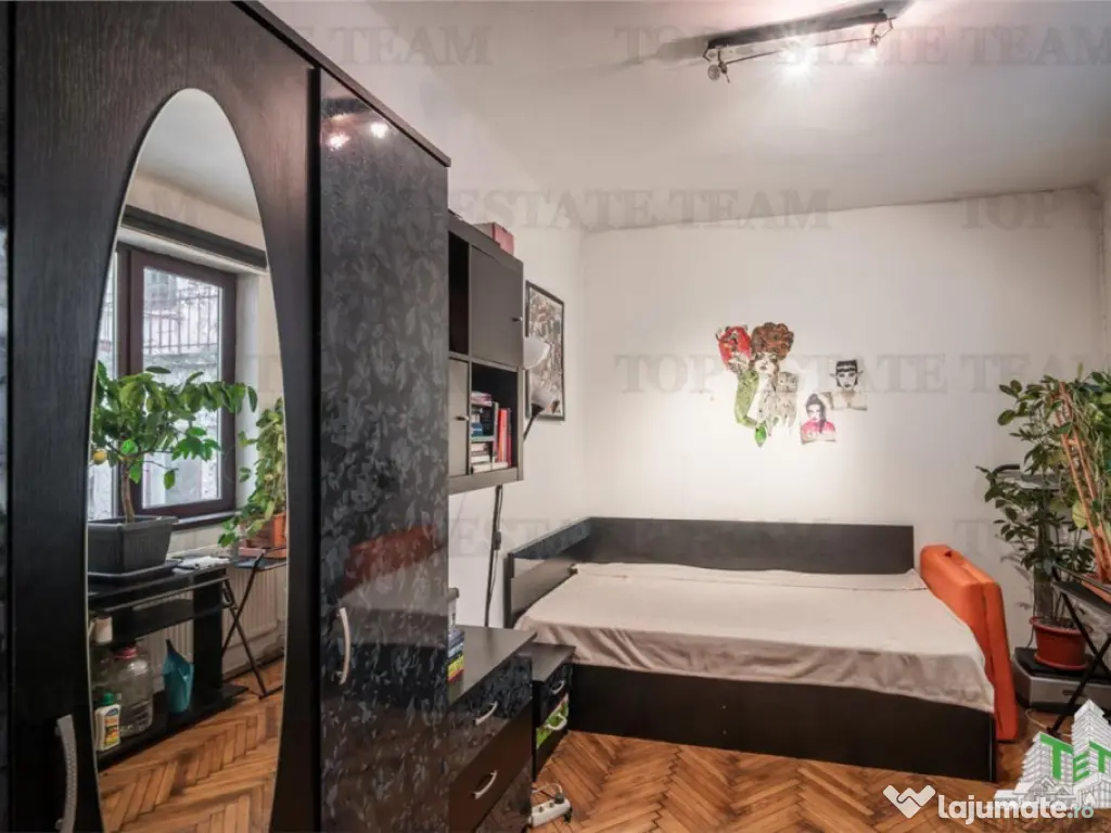 Vila de – Zona Victoriei | Pretabil birouri, clinica sau r 