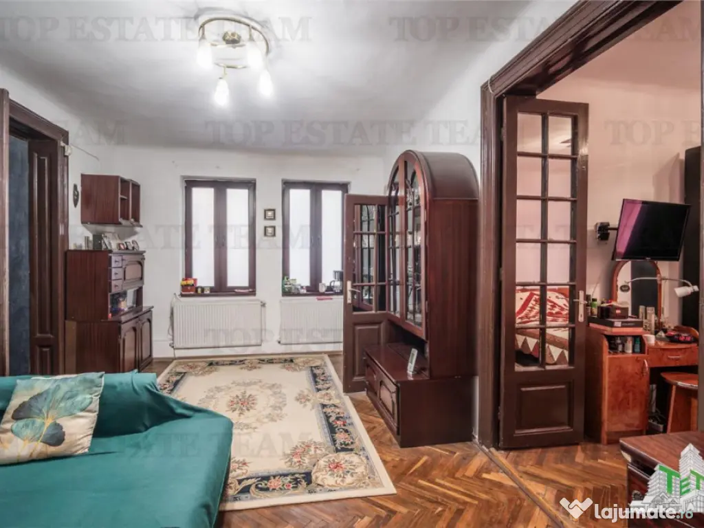 Vila de - Zona Victoriei | Pretabil birouri, clinica sau r 