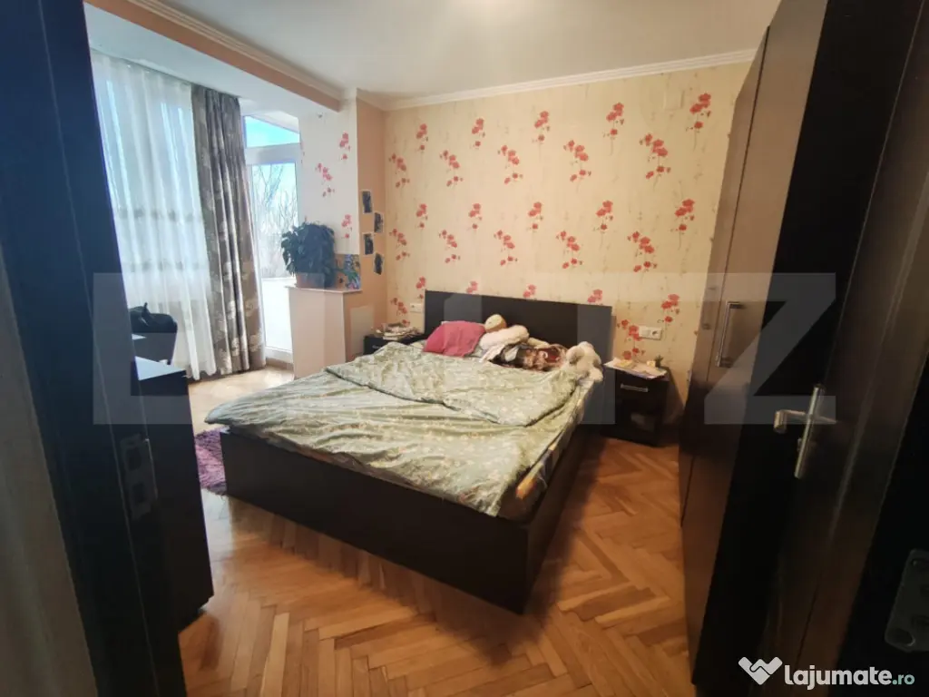 Apartament 4 camere, 81 mp, zona Decebal