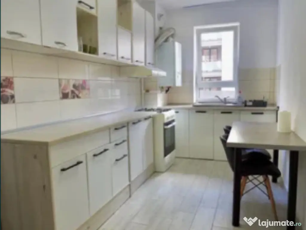 Aparatment 2 camere, decomandat - zona Avantgarden 