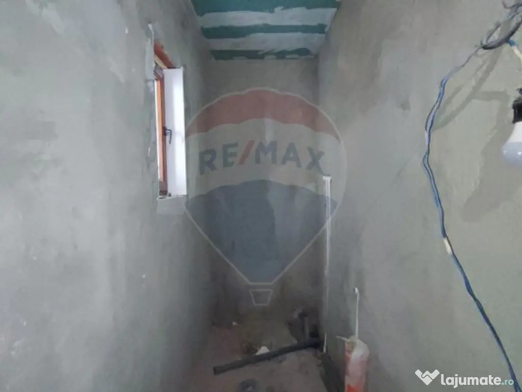 Apartament cu 3 camere,la parter, pe strada Morilor nr.10...