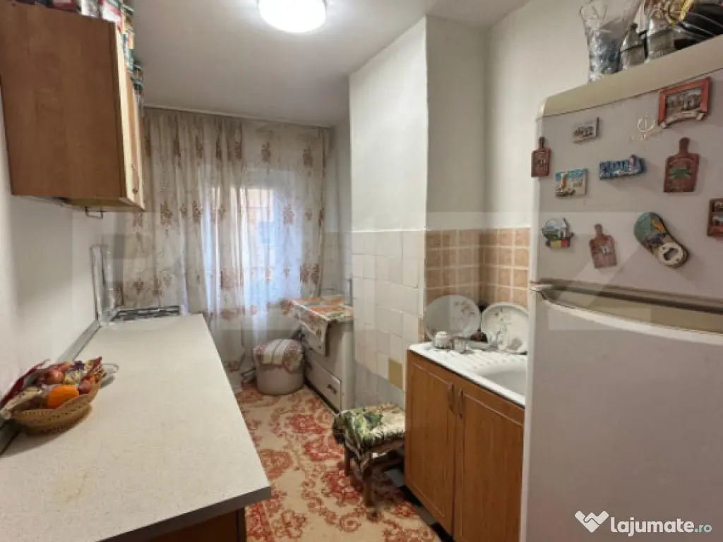 Apartament 3 camere, 80 mp - Cartier Movilei, Sacele 