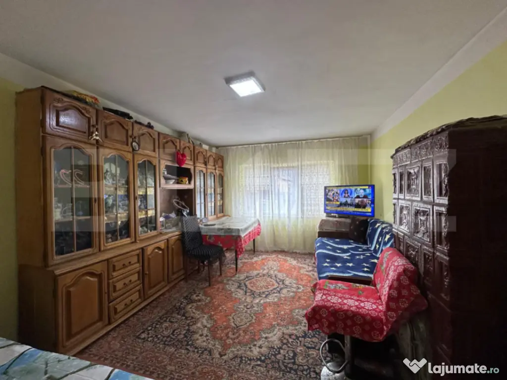 Apartament 3 camere, 80 mp - Cartier Movilei, Sacele 