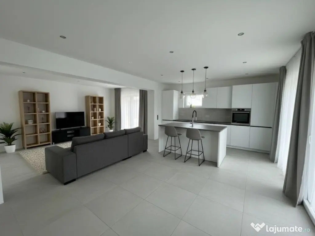 Casă individuală parter 130mp construiți, teren 400mp Tunari 