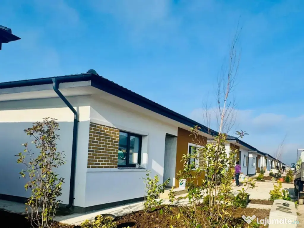 Casă individuală parter 130mp construiți, teren 400mp Tunari 