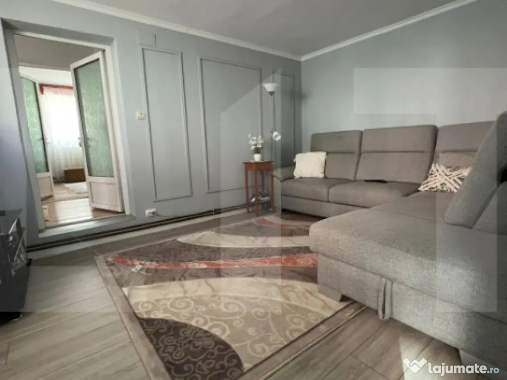 Casa de vanzare, 158 mp, zona Ronat 