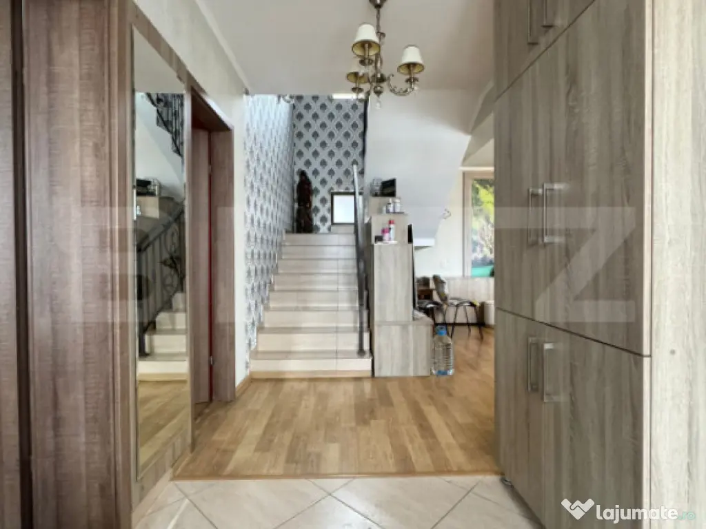 Duplex de inchiriat, 124 mp, zona VIVO