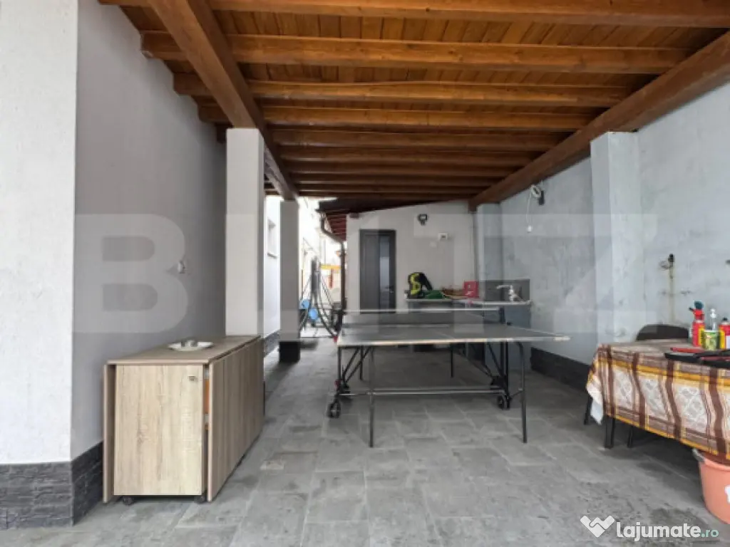 Duplex de inchiriat, 124 mp, zona VIVO