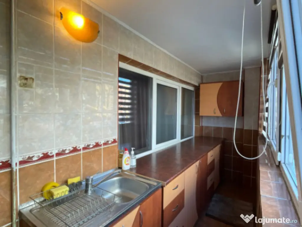 Apartament 2 camere, parter, zona Valea Rosie