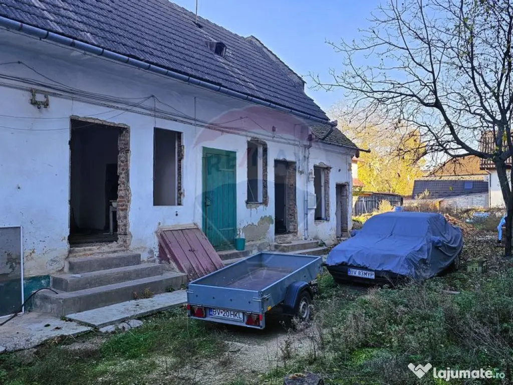 Lot teren de 597 mp | Casa renovabila | (PUZ si CU Bloc P... 