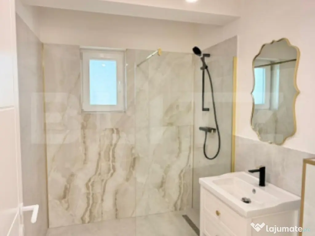 Apartament nou, semidecomandat, 3 camere, parcare subterana, 