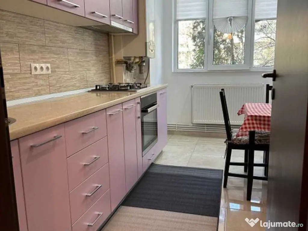 Apartament 3 camere Mazepa 1, ,et 1