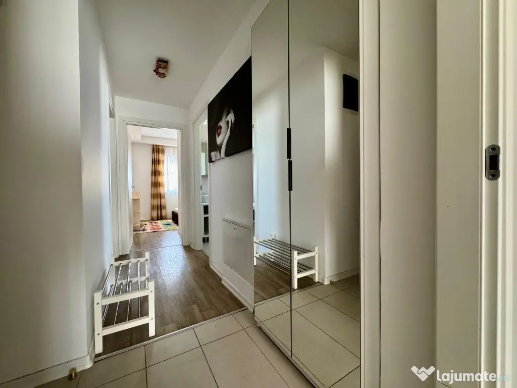 COSMOPOLIS - Apartament 3 camere, mobilat si utilat, vedere piscina 