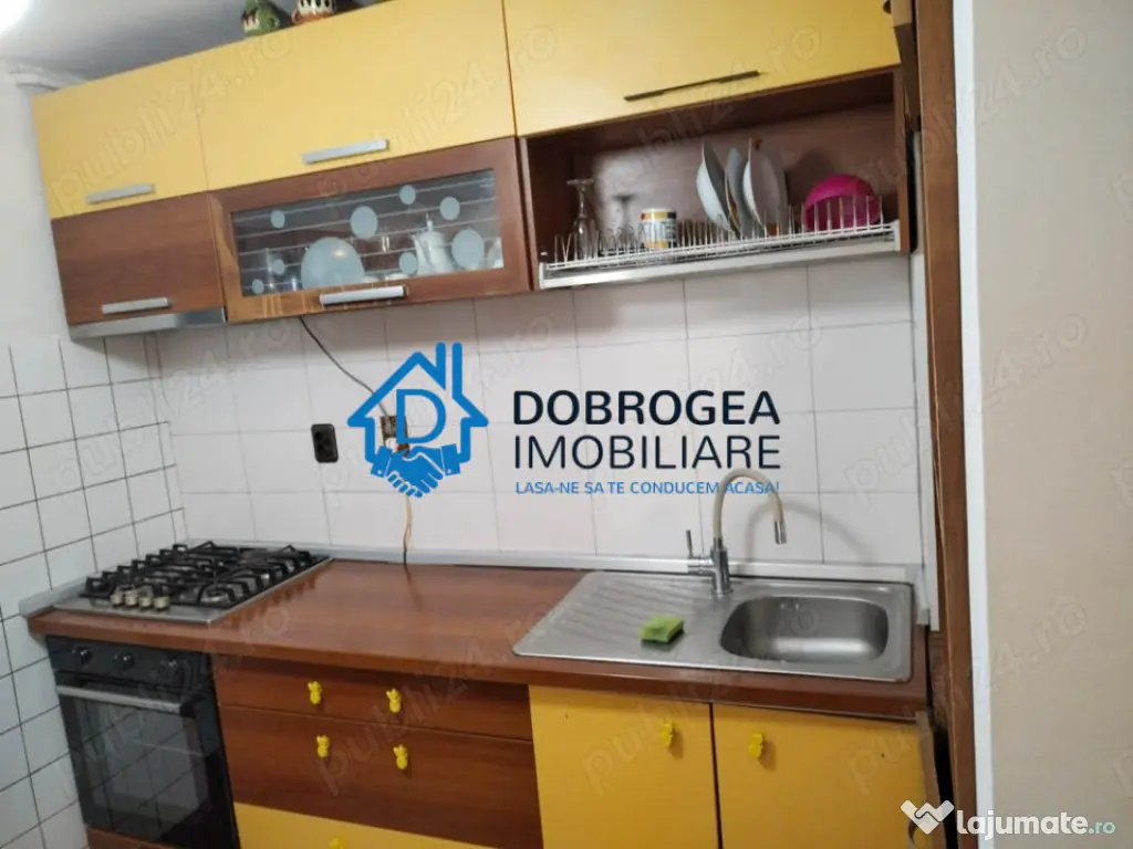 E3- APARTAMENT 3 CAMERE DECOMANDAT 