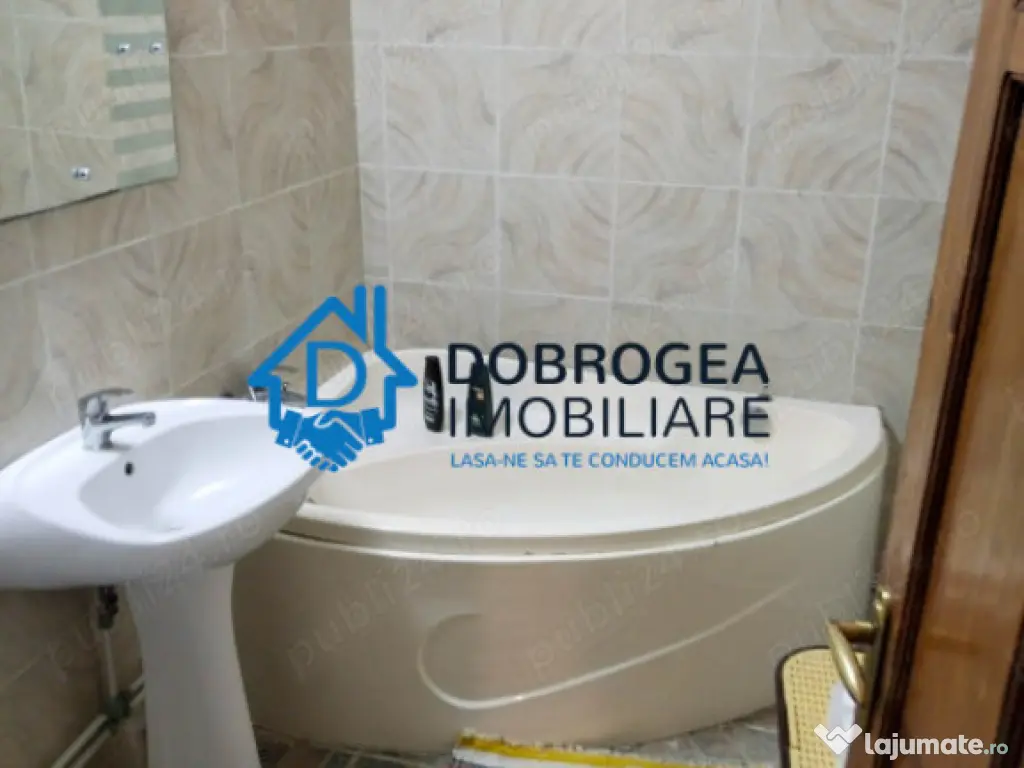 E3- APARTAMENT 3 CAMERE DECOMANDAT 